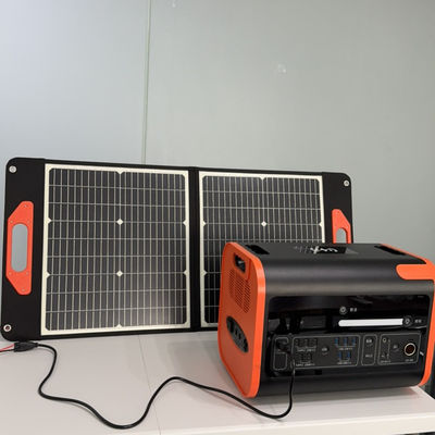 22Efisiensi Konversi 0,8% Panel Surya Lipat untuk Luar 60W 100W 200W 300W 400W