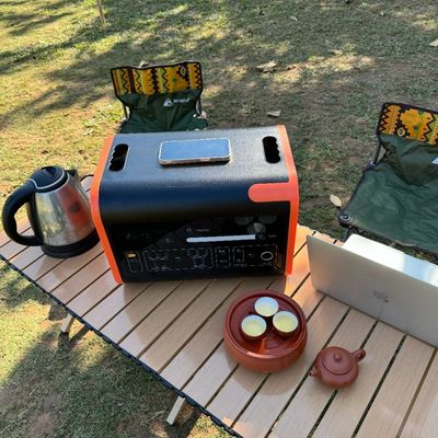2200W Outdoor Mobile Power Supply dengan 220V Output Voltage Range Fluktuasi dan Kinerja