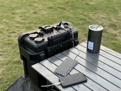 Lithium Battery Mobile Power Station untuk Emergency Backup Camping