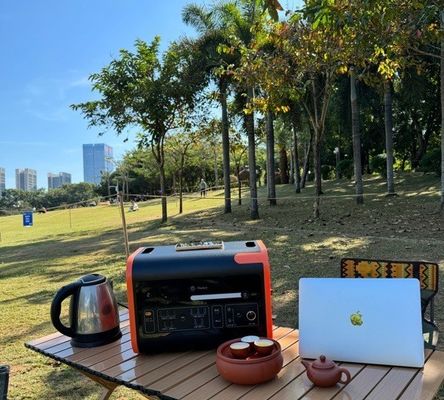 AT22 2000W 2200W LiFePO4 Baterai Portable Power Station untuk Outdoor Power Bank System