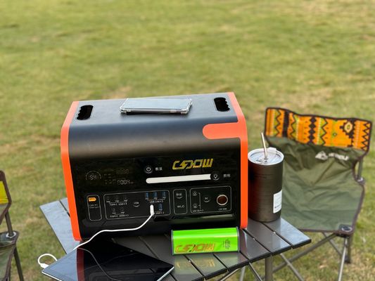 AT22 800W Solar Charging Portable Battery Foldable Solar Power Station untuk Camping Energy Storage Power