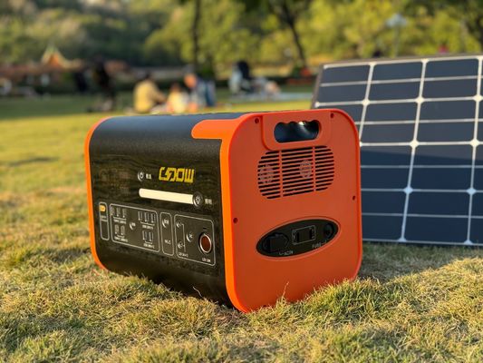 AT22 800W Solar Charging Portable Battery Foldable Solar Power Station untuk Camping Energy Storage Power