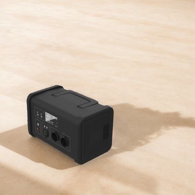 700W Standby Lithium Battery Power Station untuk perjalanan luar ruangan dan pasokan listrik darurat