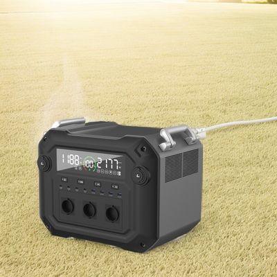 Perlindungan Multiple 2500W 110V 120V Solar Generator untuk daya tinggi mobile charging