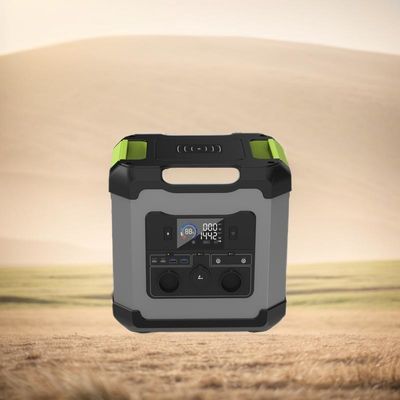 Stasiun Listrik Portable 1680wh 2000W Lithium Battery Solar Generator untuk Jepang Pembeli