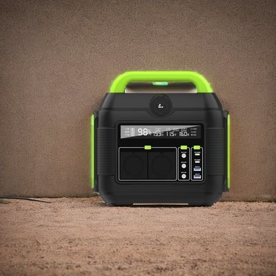 Panel Surya Multifungsi AC Pengisian Cepat 3.0 Pasokan Listrik Darurat 110 V 220 V Stasiun Listrik Surya Portable S6 MPPT