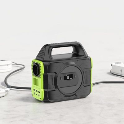 Stasiun Listrik Outdoor Portable dengan Listrik Crystal Display dan 2200W High Power Output