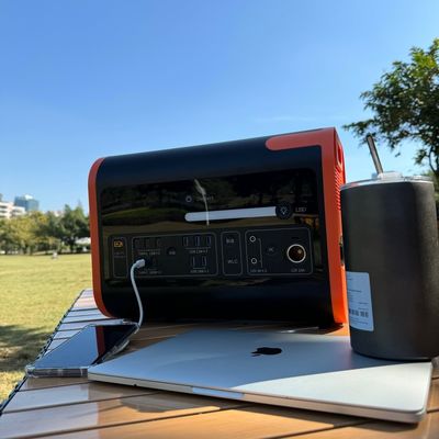 800W Max Solar Charging High Power Mobile Solar Generator untuk Mobil dan Permintaan Khusus