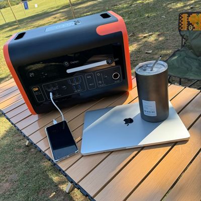 RV Emergency Mobile Power Station 2048wh Portable Solar Generator Untuk Rumah