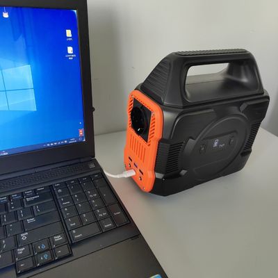 Generator Surya Berfungsi Berbagai 300W/288wh MPPT Terisolasi dengan Warna yang Dapat Dikustomisasi