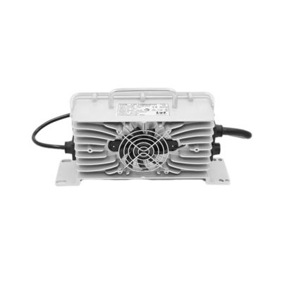 Waterproof IP67 800W LiFePO4 Charger Smart DC Fast Charger Untuk Forklift / Golf Carts