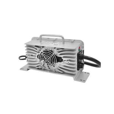 Waterproof IP67 800W LiFePO4 Charger Smart DC Fast Charger Untuk Forklift / Golf Carts