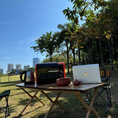 Sumber Daya Daya Outdoor 220V dengan Frekuensi Output Daya Tinggi 50/60Hz