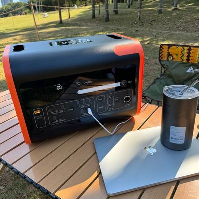 LiFePO4 220V 2048wh Pure Sine Wave Portable Mobile Power Station untuk Camping Luar Ruang