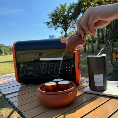 2200W 110V-220V Multi-Fungsi Portable Solar Power Station dengan Aii AC Outlet Type