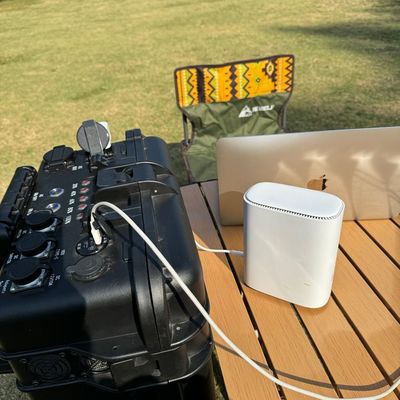 LT-40 LiFePO4 4000W Portable Solar Generator untuk Rumah / Camping Power Station 110V/220V