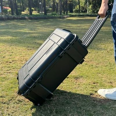 ST-70 Baterai Litium Ternary 7000W Portable Solar Generator untuk Petualangan Luar Ruangan