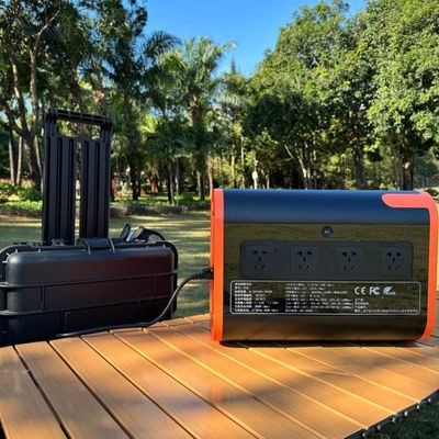 ABS PC Aluminium Alloy Shell Material Solar Power Station untuk Laptop Telepon Seluler AT22