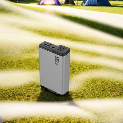 Stasiun Bank Daya Surya 150W yang dapat didaur ulang Ideal untuk berkemah di luar ruangan dan darurat di rumah