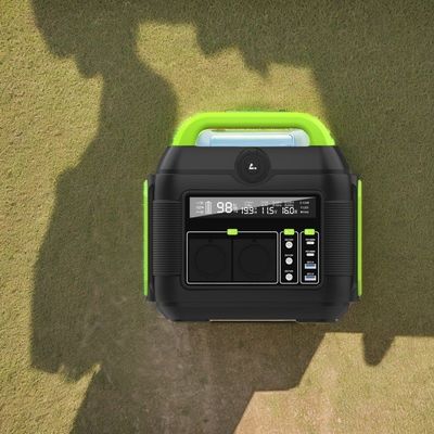 S6 600W Mini Mobile Solar Power Station untuk standar Eropa dan Afrika Selatan Socket Type