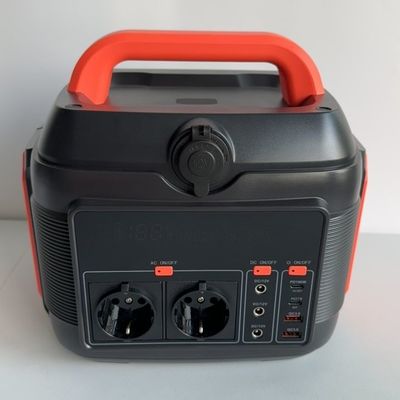 MPPT Power 600W Baterai Lithium Portable Outdoor Mobile Power Station AC Output 220V