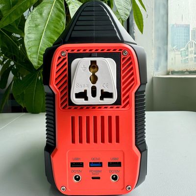 High Power 300W Balcony RV Energy Storage Generator dengan LED Lighting Mobile Power AC Output S3