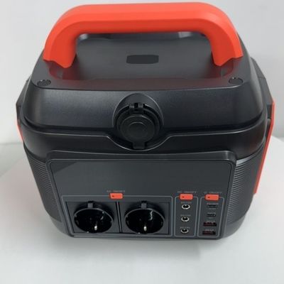 Balkon RV Portable Mobile Generator Lampu Kuat Lampu LED dan Tipe C1 Input/Output