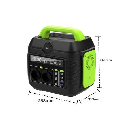 Un AC Socket 600W Lampu isi ulang Stasiun listrik portabel Generator surya