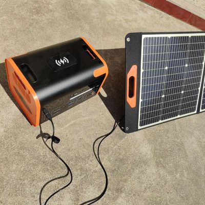 2200W 2400W Lithium Battery Rechargeable Solar Power Station dengan kecepatan pengisian cepat