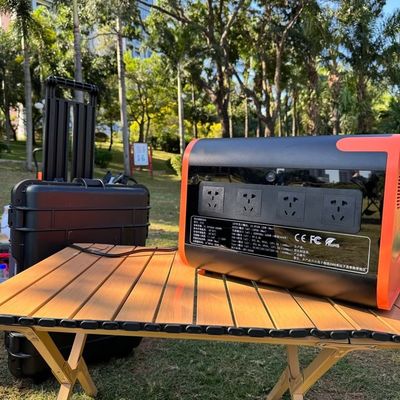Stasiun Listrik Portable 600W LiFePO4 2048wh 2200W AT22 Generator Surya untuk Pekerjaan Jarak Jauh