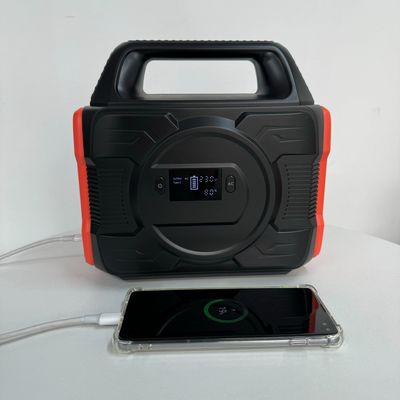 Warna yang dapat disesuaikan 300W Sumber daya surya portabel 220V untuk darurat di luar ruangan