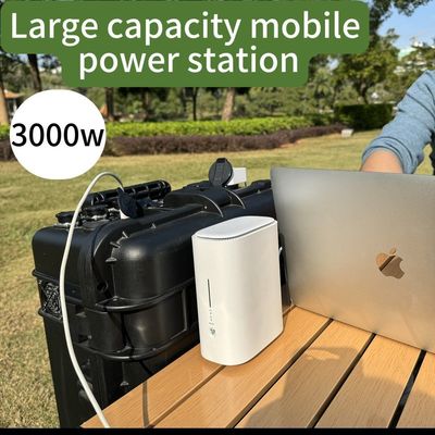 Multifunctional 3000W3000wh Outdoor Solar Power Station dengan AC Pure Sine Wave Output