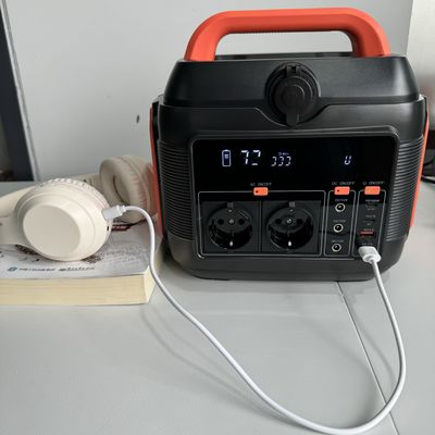 Stasiun pasokan energi darurat tenaga surya portabel 200W600W dengan output gelombang sinus