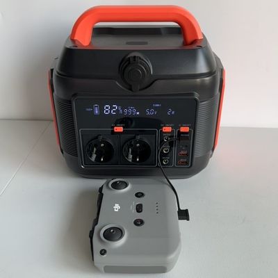 Stasiun listrik pembangkit listrik tenaga surya 200W langsung dengan bentuk gelombang sinusoidal DC Output 12-13V 10A