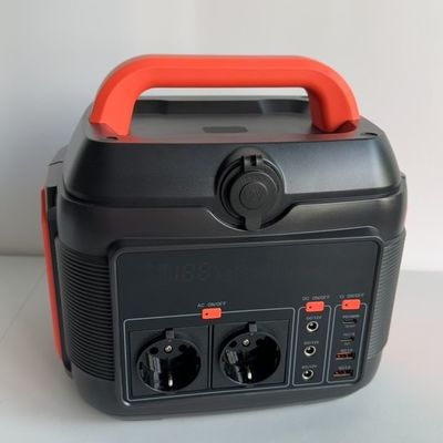 600W Portable Solar Generator dengan Type-C USB DC AC Output Mobile Power Station adalah MPPT