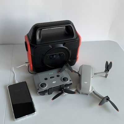 288wh/14.4V/20ah/80000mAh Solar Cell Rumah Tangga 300W Portable Charger untuk Perjalanan Camping