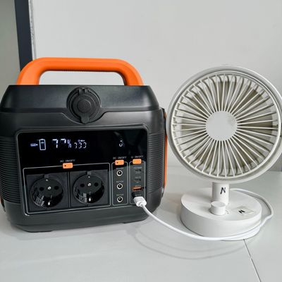 Suhu Layanan C-45 ordm Pembangkit Listrik Surya Seluler 600W untuk Darurat Rumah