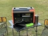 800W Pengisian Daya Surya Hitam dan Oranye Camping Outdoor Hub Energi Portable 2kw Power Station