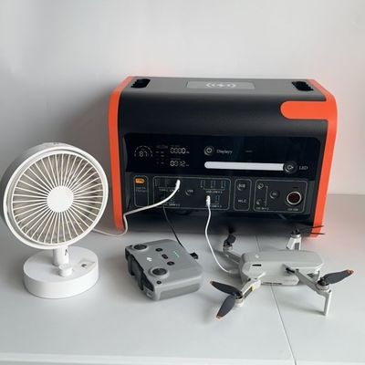 AT22 LiFePO4 Battery Portable Charging Station 600W 1000W 2200W untuk mobil berkemah