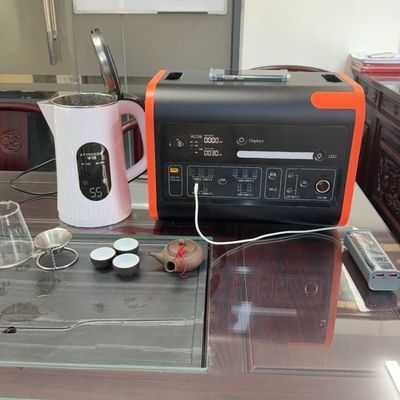 1500W Fast Charge 600W Portable Solar Energy Storage Generator dengan Stasiun Listrik 2200W