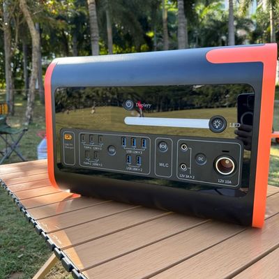 2200W 2048wh Stasiun Listrik Portabel untuk Pengisian Panel Surya di Luar Ruang Dalam Kasus Darurat