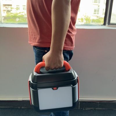 Stasiun Daya Seluler Luar Ruang dengan Pengisian Panel Surya 600W dan Output Gelombang Sinusoidal