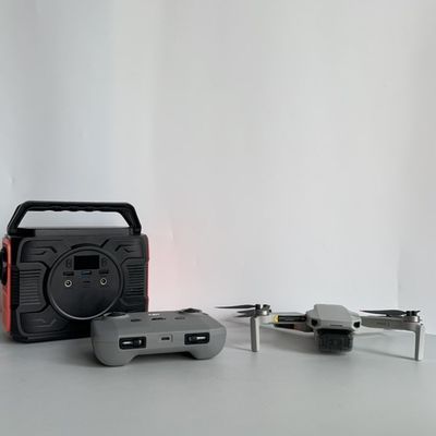 200W AC Output Portable Solar Power Station 110/220V-50Hz/60Hz 173wh Baterai Lithium