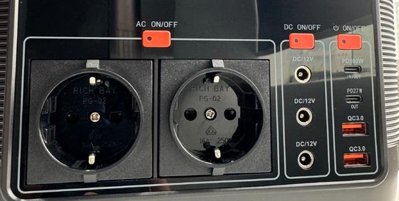 110V/220V Dukungan Portable Power Station dengan 600W/1500W Output dan DC Output 12-13V 10A