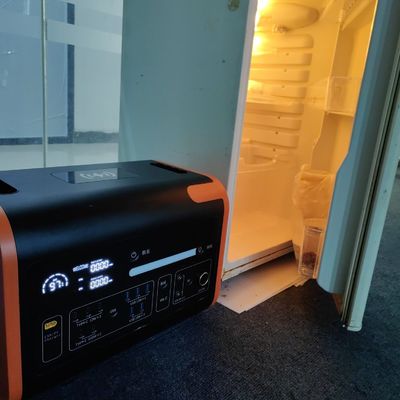 110V/220V Mobile AC/DC Rechargeable 2200W Portable Power Station AT22 Warna Oranye Hitam