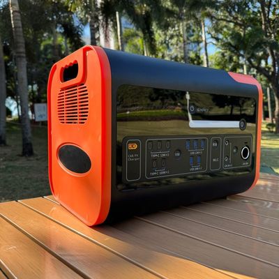 Amerika Serikat AC Socket 2200W Portable Power Station Penting untuk Petualangan Luar Ruangan
