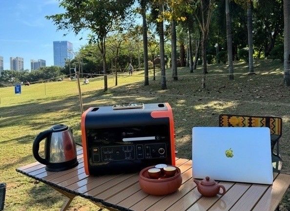 2000W 2200W Lithium Battery Solar Generator untuk Camping dan Emergency Power Solutions