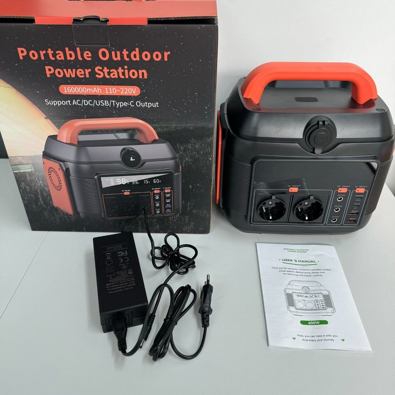 576wh Kapasitas Solar Energy Storage Generator untuk Family Camping dan RV Mobile Power
