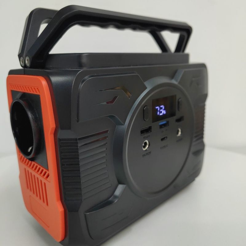AC Output 200W Portable Power Station Solar Generator untuk Stasiun Pengisian Luar Ruang
