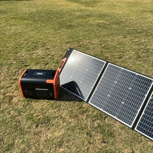 Daur Ulang 2500 Kali Pasokan Listrik Ponsel Portable 2200W Masukan Surya 800W untuk Excursions